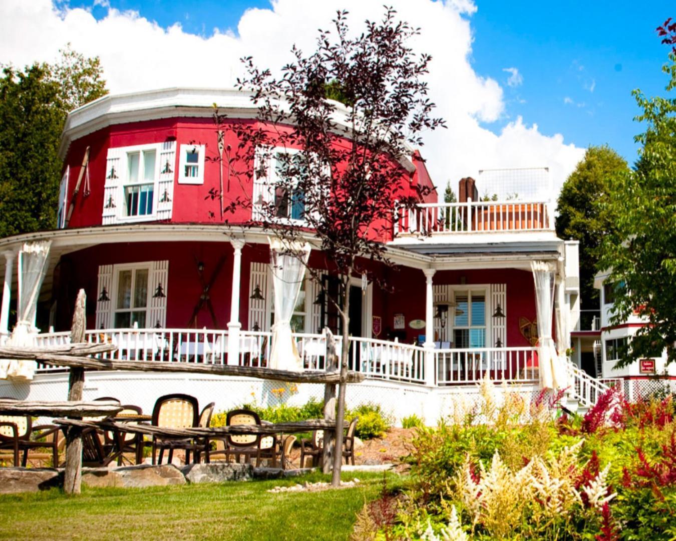 Auberge De La Tour Du Lac Sainte-Agathe-des-Monts Zewnętrze zdjęcie