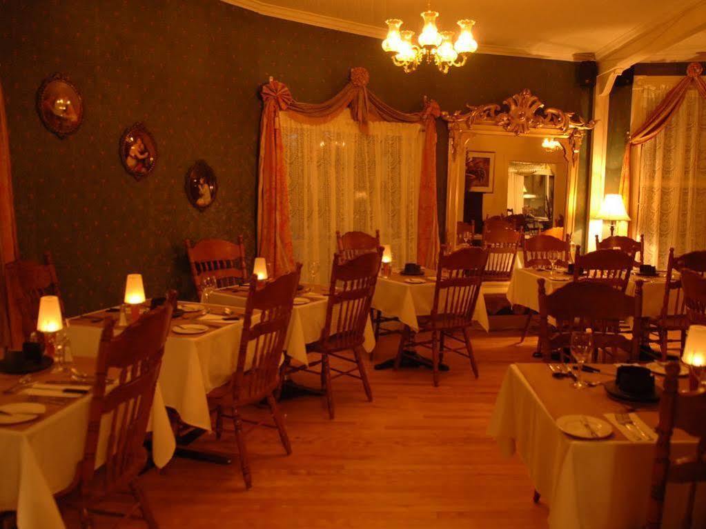 Auberge De La Tour Du Lac Sainte-Agathe-des-Monts Zewnętrze zdjęcie